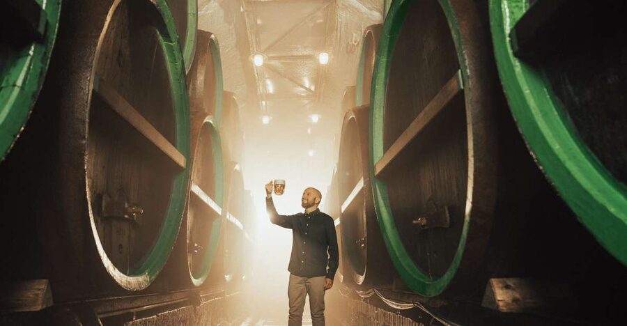 Pilsen: Pilsner Urquell Brewery Tour with Beer Tasting - From the 1842 recipe to a modern production line