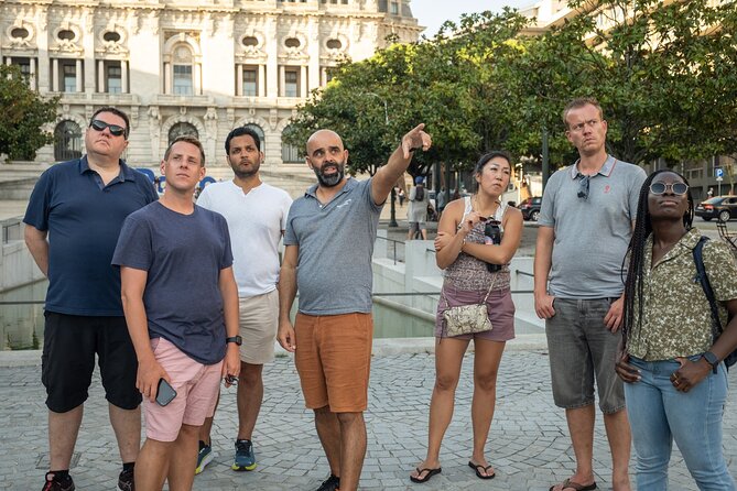 Porto Craft Beer Tour: 7 Beers + 3 Food Pairings in a Small Group - Francesinha and house beer at A Fábrica da Picaria