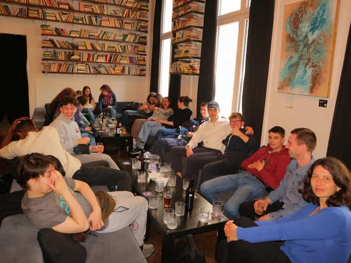 Prague: Craft Beer Tour 8 Czech Beers, Taproom & Beer Garden - Key points to know before booking