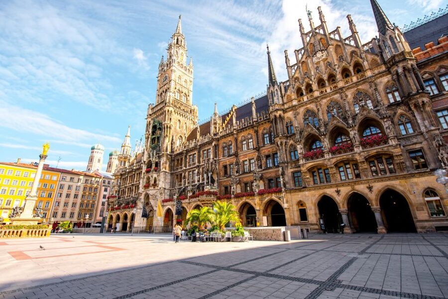 Private Beer Tasting Tour in Munich with Oktoberfest Museum - The five-hour route adds the Oktoberfest Museum