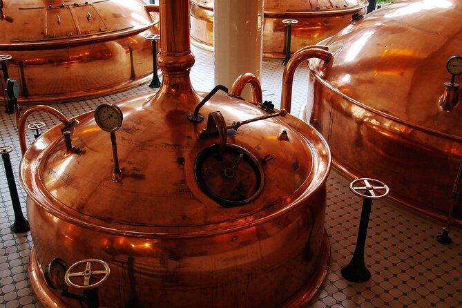 Private Beer Tasting with Best of Barcelona - Plaça de Catalunya sets the meeting point