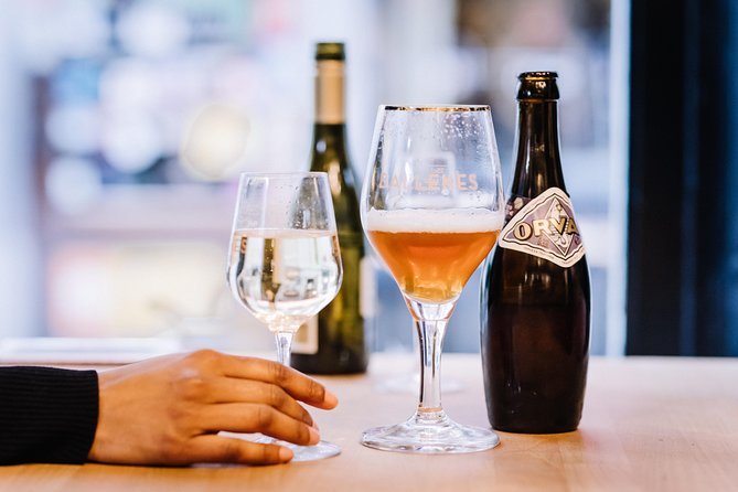 Private Brussels Beer Tour with a Local - Poechenellekelder and conversation with a local