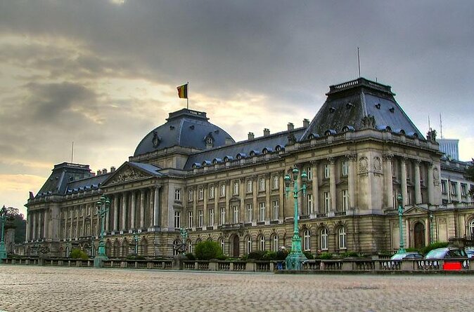 Private Day Trip Brussels from Paris with Chocolate/Beer Tasting - Grand Place: the right place to begin