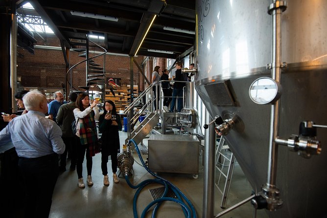 Private: Discover Brussels beer & breweries by a young local (incl. chocolate) - Why the private format changes the experience