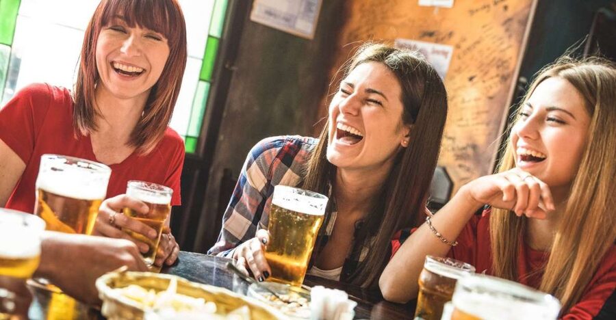 Private German Beer Tasting Tour in Berlin Old Town - The two-hour tasting: four beers and two venues