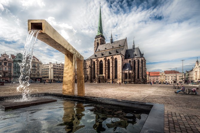Private Pilsner brewery trip with Chateau and farm cheese tasting - Why this Prague day trip works