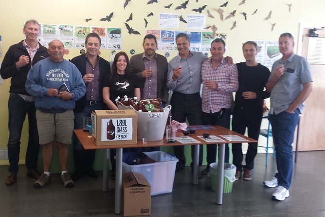 Private Wellington Craft Beer Full Day Tour - Panhead combines lunch with another tasting