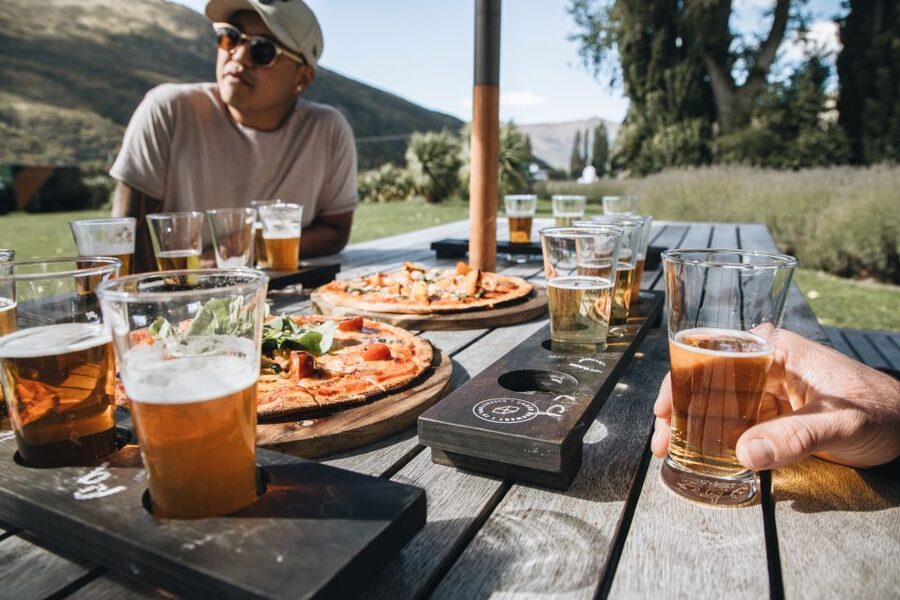 Queenstown: Craft Beer Brewery Tour with Lunch - The interactive brewery tour