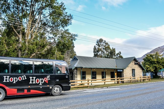 Queenstown Hop-on Hop-off Evening Beer Tour - Key points at a glance