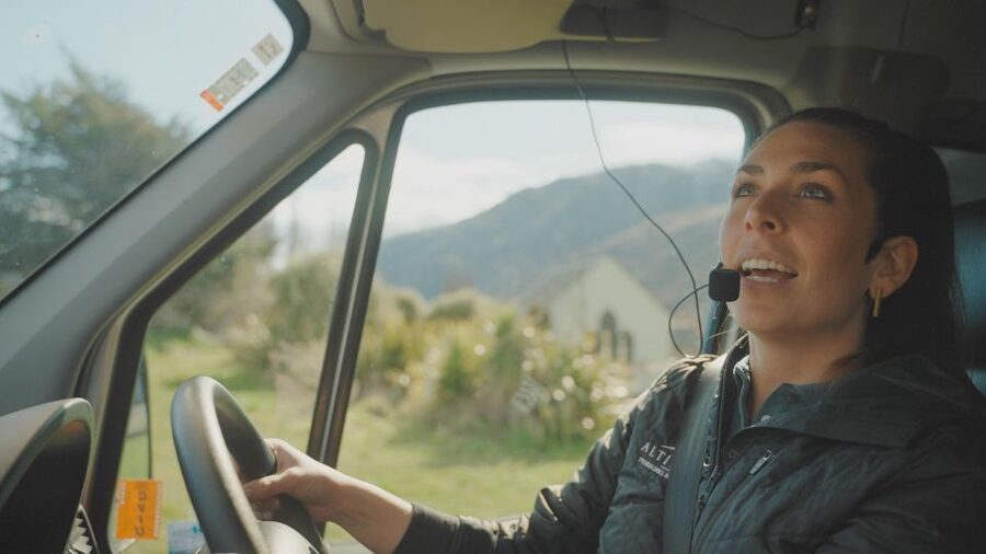 Queenstown: Twilight Wine and Craft Beer Tour - Who will enjoy this four-hour Gibbston outing?