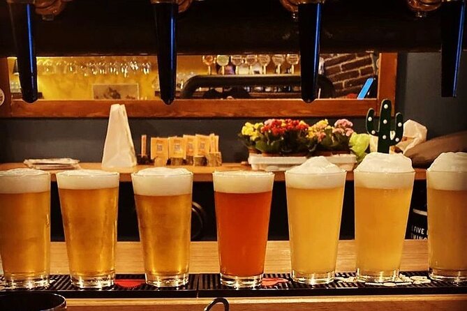 Rome: Private Craft Beer Tasting Tour with Local Bites - Guides, conversation, and the human side of the evening