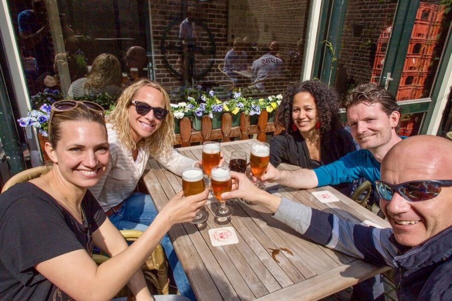 Rotterdam: Breweries and Water Taxi Tour - The guide makes the difference