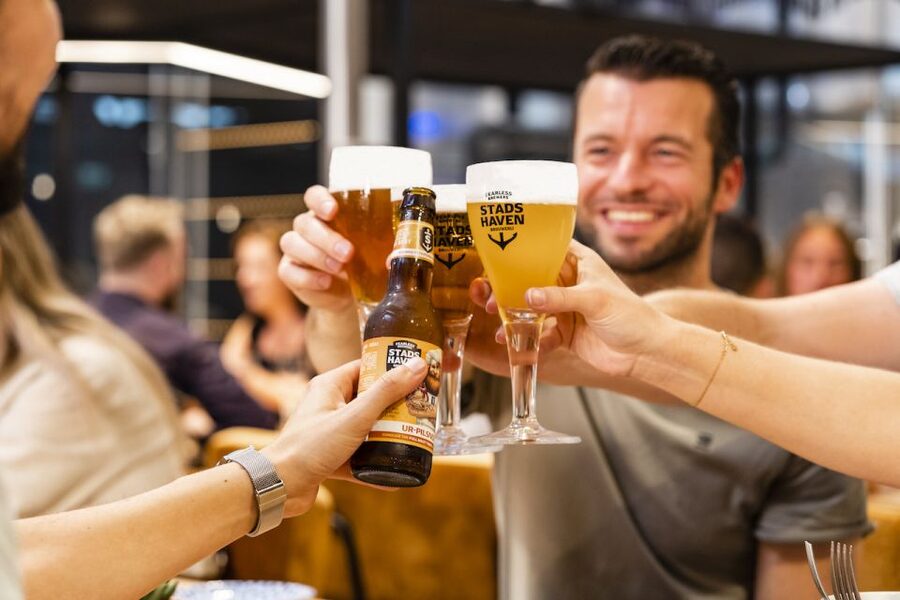 Rotterdam: Stadshaven Brewery Tour with Beer Tastings - Sustainability and the future of Merwe-Vierhavens