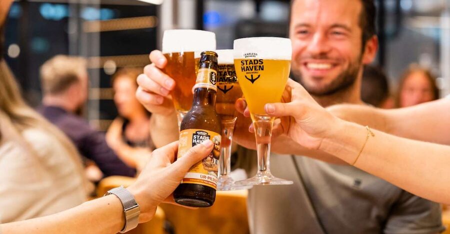 Rotterdam: Stadshaven Brewery Tour with Beer Tastings - Timing, group size, and comfort