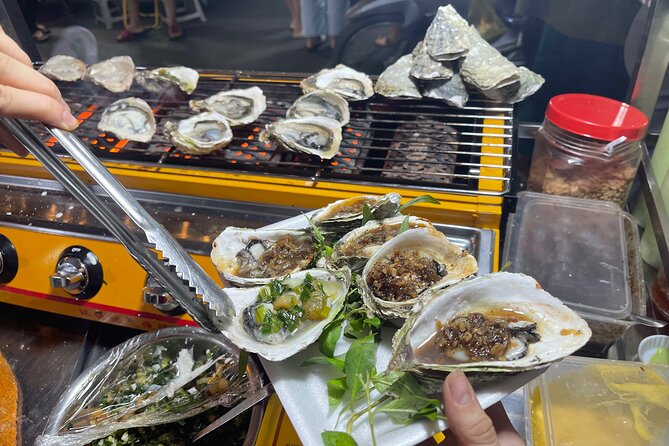Saigon Night Craft Beer and Street Food By Scooter and motorbike - Local dishes and the Frozen Beer stop