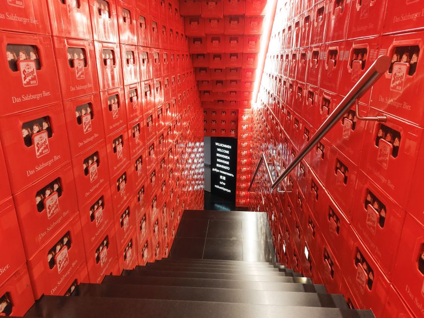 Salzburg: Stiegl Brewery Tour with Beer Tasting - Guides turn a factory route into a conversation