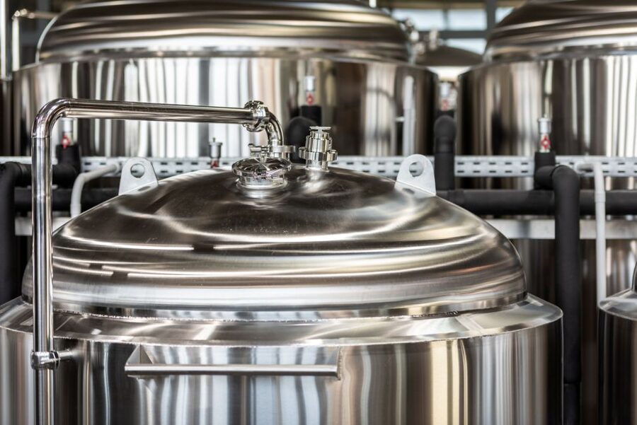 Santorini: Beer Tasting & Pairing Experience & optional Tour - A garden built into the brewery experience