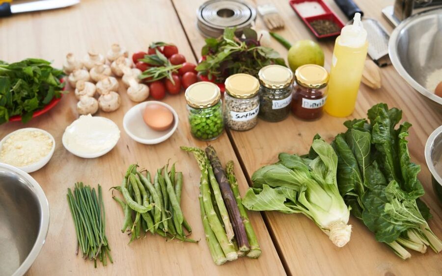 Santorini: Cooking Class with a Chef at the Ftelos Brewery - Who should book this cooking class?