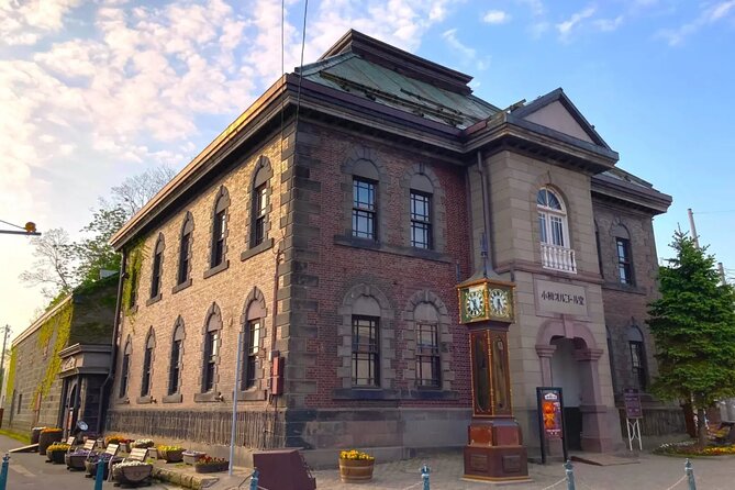 Sapporo Tour in the Port City of Otaru and Local beer brewery - The pace, group size, and guide style