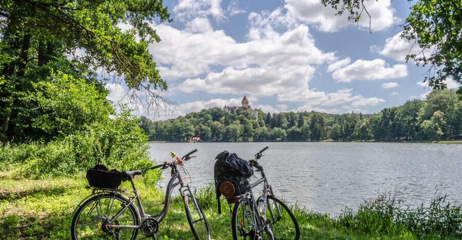 Self-Guided Bike Tour to Unetice Brewery - Ferry crossing and the return to Prague