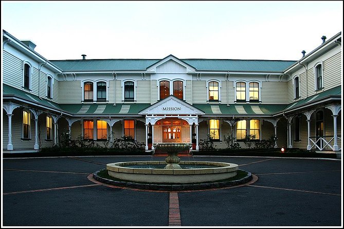 Small group - Napier Premium Wineries+ Beer tour -5.0 - 5.5 hours - What the $136.53 price includes