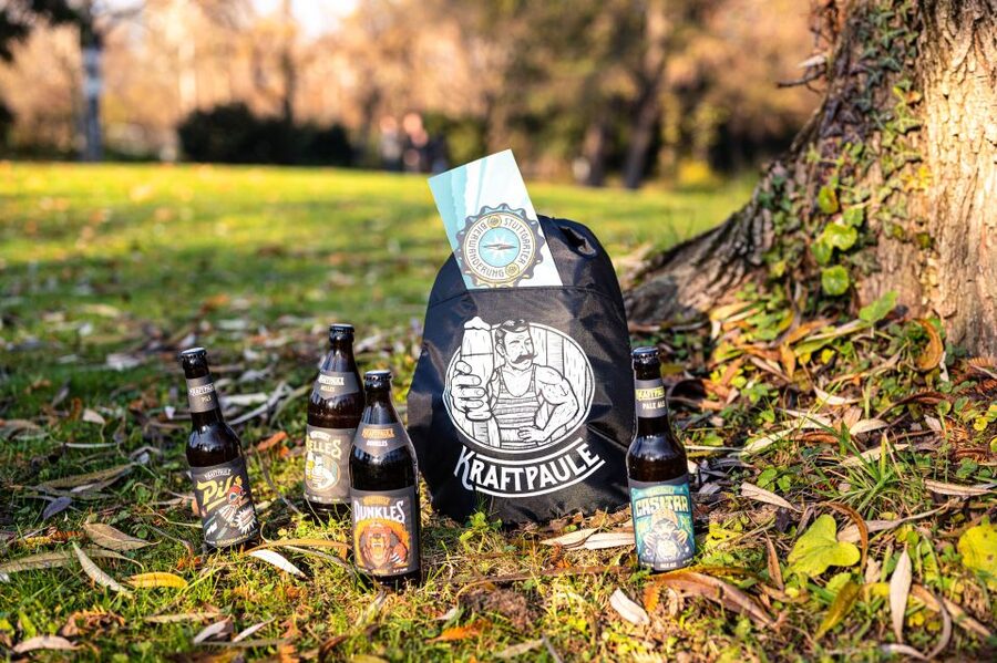 Stuttgart: Hiking Tour with Craft Beer Tasting - Vineyards, open air, and the puzzle card
