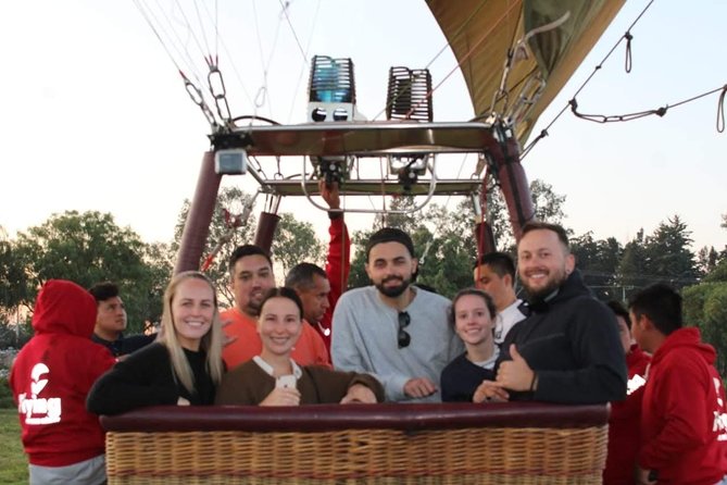 Sunrise at Teotihuacan: Balloon, Food & Beer - Breakfast in a cave at San Martin de las Piramides
