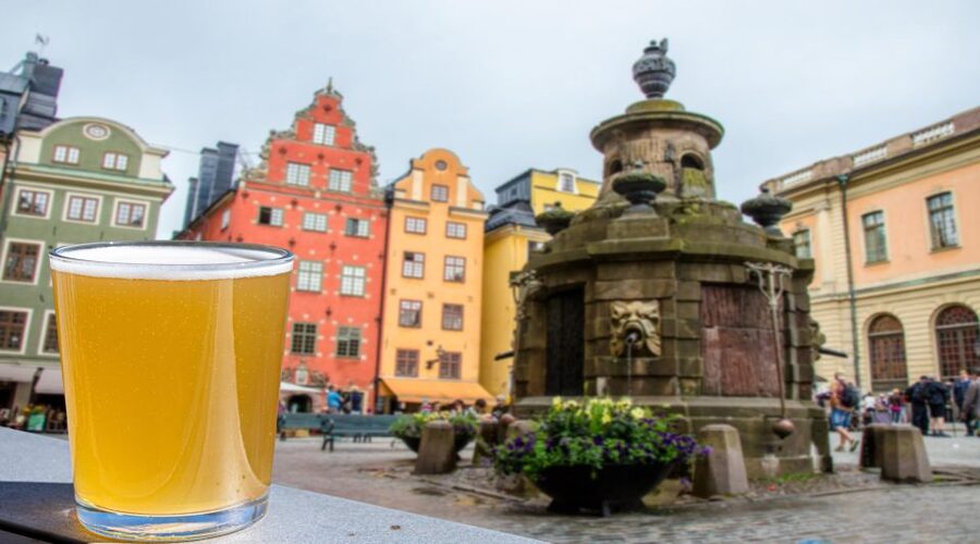 Swedish Beer Tasting Tour in Stockholm Old Town Pubs - The three-hour option: six beers and Swedish bites