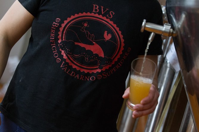 Tuscan Brewery Guided Tour with beer and food tasting - The three-beer tasting and local cutting board