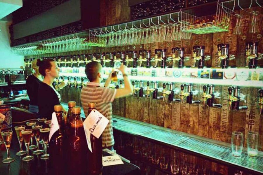 Warsaw: Guided Craft Beer Tour with a Friendly Guide - Snacks make the tasting easier