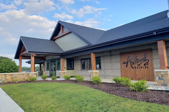 West Michigan Wine and Brewery Join in Day Tour - Timing, group size, and practical details