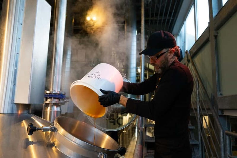 Zaanse Schans: Brewery HOOP Tour and Tasting - Inside the brewing process